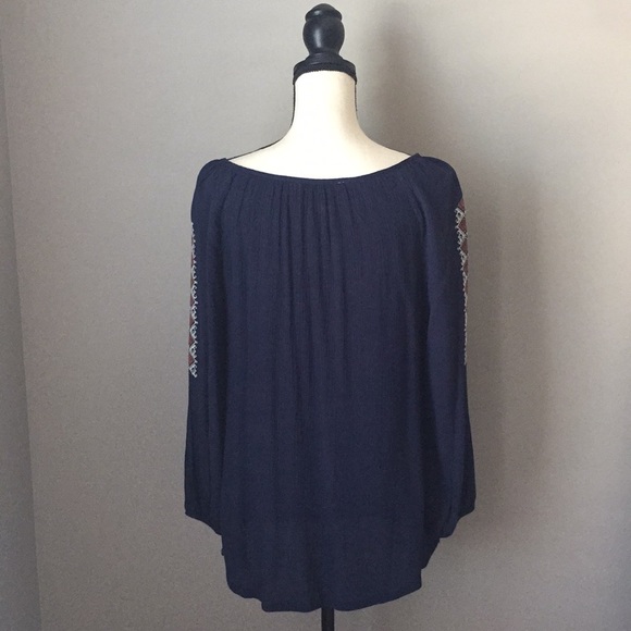 Solitaire Navy Tunic with Embroidered Details NWOT - Picture 2 of 5